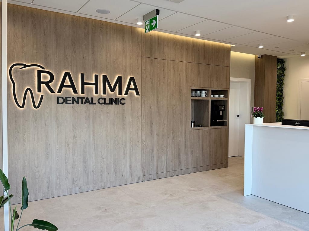 Recepcja Rahma Dental Clinic w Poznaniu