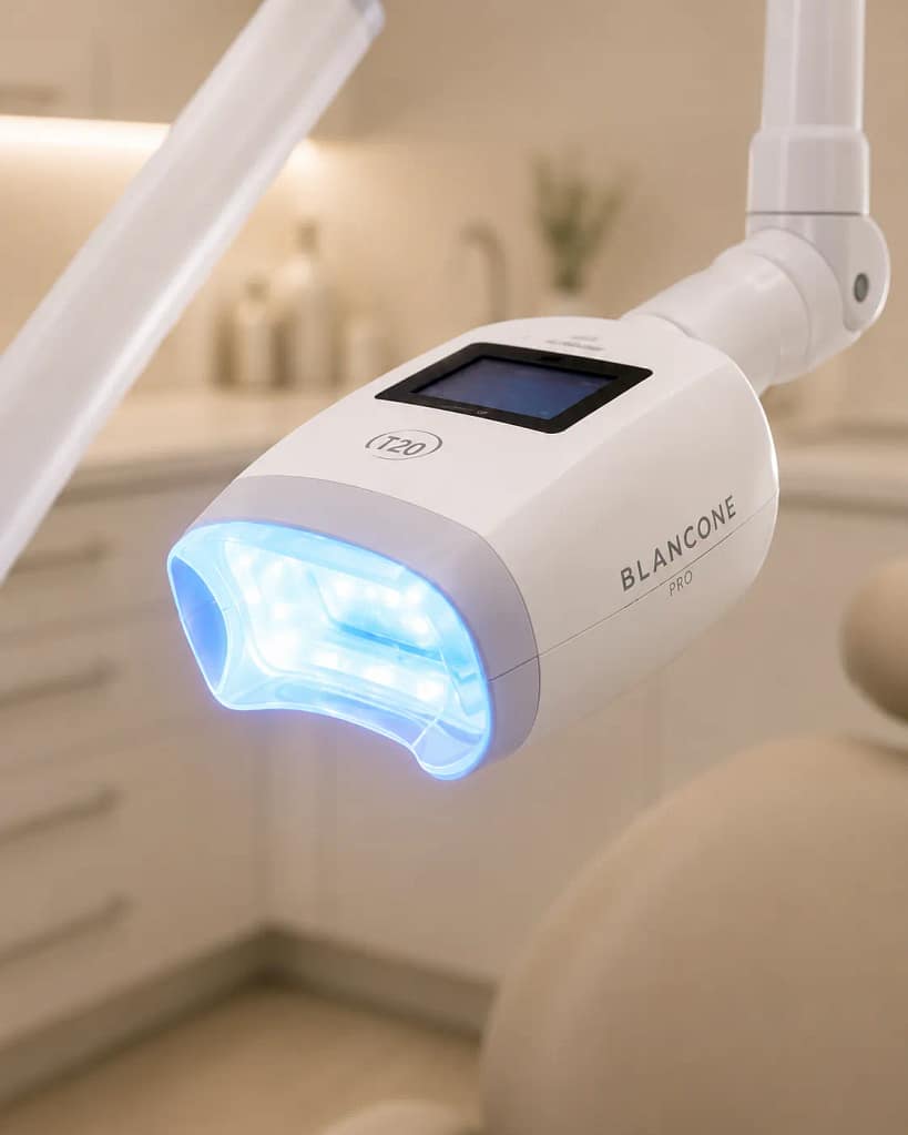 Lampa do wybielania zębów w gabinecie stomatologicznym